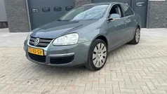 Groen Gebruikt 2007 VW Jetta Comfortline Sedan | € 1.950 (Goede deal)