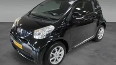 Zwart Gebruikt 2009 Toyota iQ Edition Hatchback | € 5.795 (Eerlijke prijs)