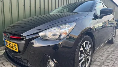 Occasion 2015 Mazda 2 Hatchback | € 10.499 (Goede deal)