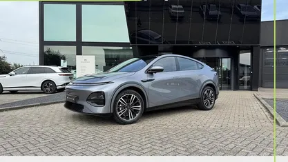Grijs Gebruikt 2024 XPENG G6 AWD Performance SUV | € 46.400 (Eerlijke prijs)