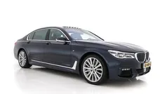 Carbon black metallic (zwart metallic) Gebruikt 2016 BMW 750L Executive Sedan | € 29.945