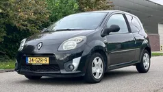 Zwart Gebruikt 2008 Renault Twingo Dynamique Hatchback | € 3.250 (Eerlijke prijs)