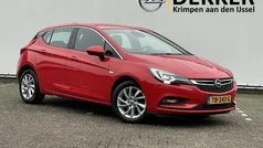 Rood Gebruikt 2018 Opel Astra Innovation Hatchback | € 10.950 (Eerlijke prijs)