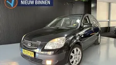Zwart Gebruikt 2008 Kia Rio Hatchback | € 2.490 (Eerlijke prijs)