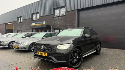 Gebruikt 2020 Mercedes GLC300e Premium Plus SUV | € 36.950 (Eerlijke prijs)