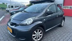 Gebruikt 2011 Toyota Aygo Hatchback | € 2.490 (Eerlijke prijs)