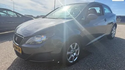 Grijs Occasion 2011 Seat Ibiza Reference Hatchback | € 2.499 (Goede deal)