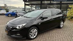 Zwart Gebruikt 2017 Opel Astra Innovation Stationwagen | € 8.950 (Eerlijke prijs)