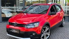 Rood, andere lak Gebruikt 2011 VW Polo Cross Hatchback | € 6.250 (Goede deal)