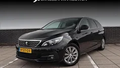 Zwart Gebruikt 2020 Peugeot 308 Premium Stationwagen | € 14.885 (Eerlijke prijs)