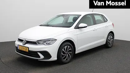 Wit Occasion 2024 VW Polo Hatchback | € 19.900 (Eerlijke prijs)
