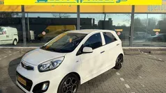Wit Gebruikt 2014 Kia Picanto FIFA World Cup Edition Hatchback | € 6.450 (Eerlijke prijs)