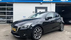 Zwart Gebruikt 2016 Mazda 2 Hatchback | € 8.950 (Eerlijke prijs)