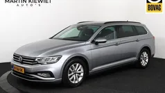 Grijs Gebruikt 2021 VW Passat Business Stationwagen | € 23.950 (Goede deal)