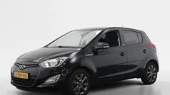 Zwart Gebruikt 2015 Hyundai i20 GO! Hatchback | € 8.845 (Eerlijke prijs)