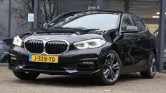Zwart Gebruikt 2020 BMW 118 Executive Hatchback | € 20.345 (Eerlijke prijs)