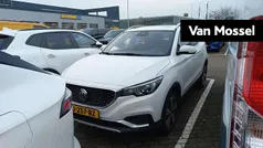 Wit Gebruikt 2020 MG ZS Luxury Sedan | € 15.495 (Eerlijke prijs)