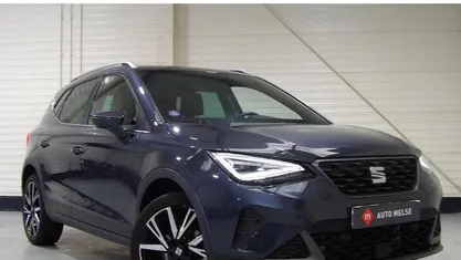 Grijs Gebruikt 2024 Seat Arona FR SUV | € 25.945 (Eerlijke prijs)