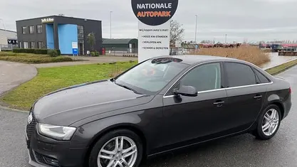 Occasion 2015 Audi A4 Comfort Sedan | € 9.250 (Eerlijke prijs)