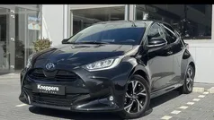 Gebruikt 2025 Toyota Yaris Style Hatchback | € 29.950 (Eerlijke prijs)