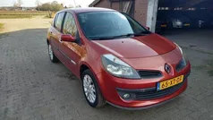 Rood Gebruikt 2007 Renault Clio II Rip Curl Hatchback | € 1.650 (Super prijs)