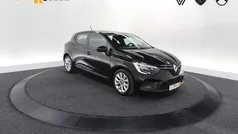 Hatchback Gebruikt 2022 Renault Clio V Zen Hatchback | € 13.900 (Eerlijke prijs)