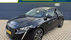 Zwart Gebruikt 2021 Peugeot 208 Allure Hatchback | € 16.585 (Eerlijke prijs)