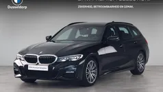 Gebruikt 2020 BMW 320 Executive Stationwagen | € 29.950 (Eerlijke prijs)
