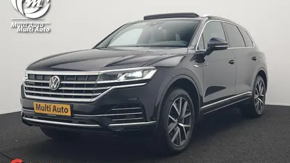 Zwart Gebruikt 2021 VW Touareg SUV | € 48.730 (Goede deal)