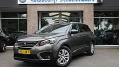 Grijs Gebruikt 2019 Peugeot 5008 Active MPV | € 19.940 (Eerlijke prijs)