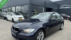 Blauw Gebruikt 2006 BMW 320 Sedan | € 3.450 (Goede deal)
