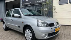 Gebruikt 2005 Renault Clio II Authentique Hatchback | € 1.499 (Eerlijke prijs)
