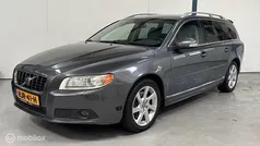 Grijs Gebruikt 2008 Volvo V70 Summum Stationwagen | € 12.945 (Eerlijke prijs)