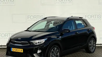 Zwart Gebruikt 2019 Kia Stonic SUV | € 12.900 (Eerlijke prijs)