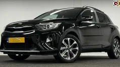 Zwart, metallic lak Gebruikt 2019 Kia Stonic SUV | € 16.995 (Eerlijke prijs)