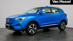 Blauw Gebruikt 2023 MG ZS Luxury Sedan | € 22.995 (Eerlijke prijs)
