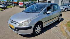 Gebruikt 2001 Peugeot 307 Hatchback | € 600 (Eerlijke prijs)