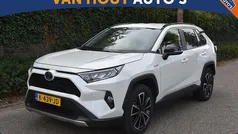 Wit Gebruikt 2021 Toyota RAV4 Business Edition SUV | € 30.950 (Eerlijke prijs)