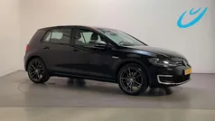Zwart Gebruikt 2018 VW e-Golf Hatchback | € 11.750 (Eerlijke prijs)