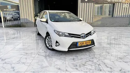 Occasion 2015 Toyota Auris Executive Hatchback | € 10.999 (Super prijs)