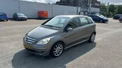 Grijs Gebruikt 2005 Mercedes B170 MPV | € 1.950 (Eerlijke prijs)