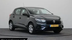 Grey Used 2021 Dacia Sandero Essentiel Hatchback | € 11.945 (Good price)