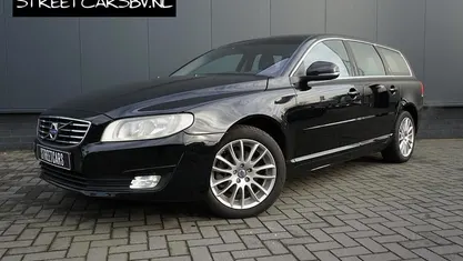 Zwart Occasion 2015 Volvo V70 Kinetic Stationwagen | € 12.950 (Super prijs)