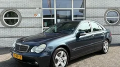 Zwart Gebruikt 2003 Mercedes C180 Elegance Sedan | € 2.995 (Eerlijke prijs)