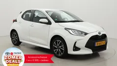 Wit Gebruikt 2024 Toyota Yaris Hybrid Hatchback | € 24.999 (Eerlijke prijs)