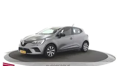 Gebruikt 2023 Renault Clio V Equilibre Hatchback | € 15.400 (Goede deal)