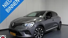 Grijs Gebruikt 2022 Renault Clio V Techno Hatchback | € 19.740 (Goede deal)