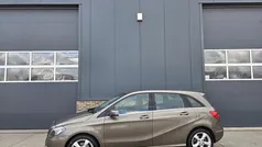 Grijs Gebruikt 2012 Mercedes B200 Ambition MPV | € 7.950 (Goede deal)
