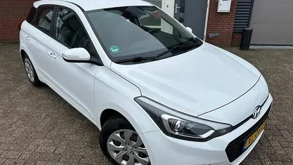 Occasion Hyundai i20 Comfort 101 PK (74 kW) 2019 Hatchback