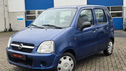 Occasion 2004 Opel Agila Essentia Hatchback | € 490 (Goede deal)